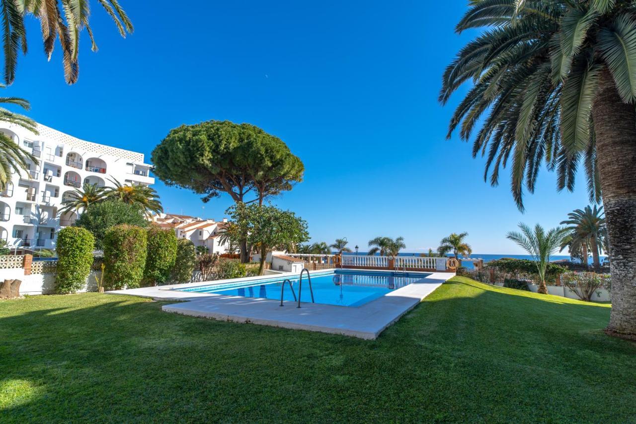 Carabeo 27 Studios Casasol Nerja Exteriör bild